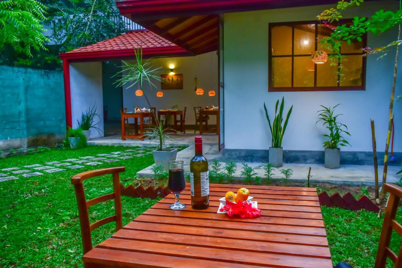 Onera Villa Хикадува Екстериор снимка