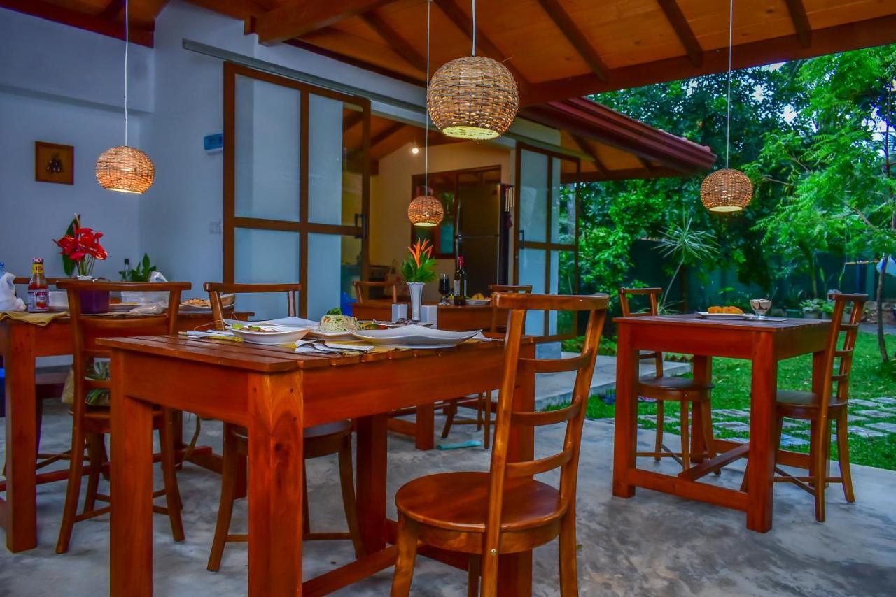Onera Villa Хикадува Екстериор снимка