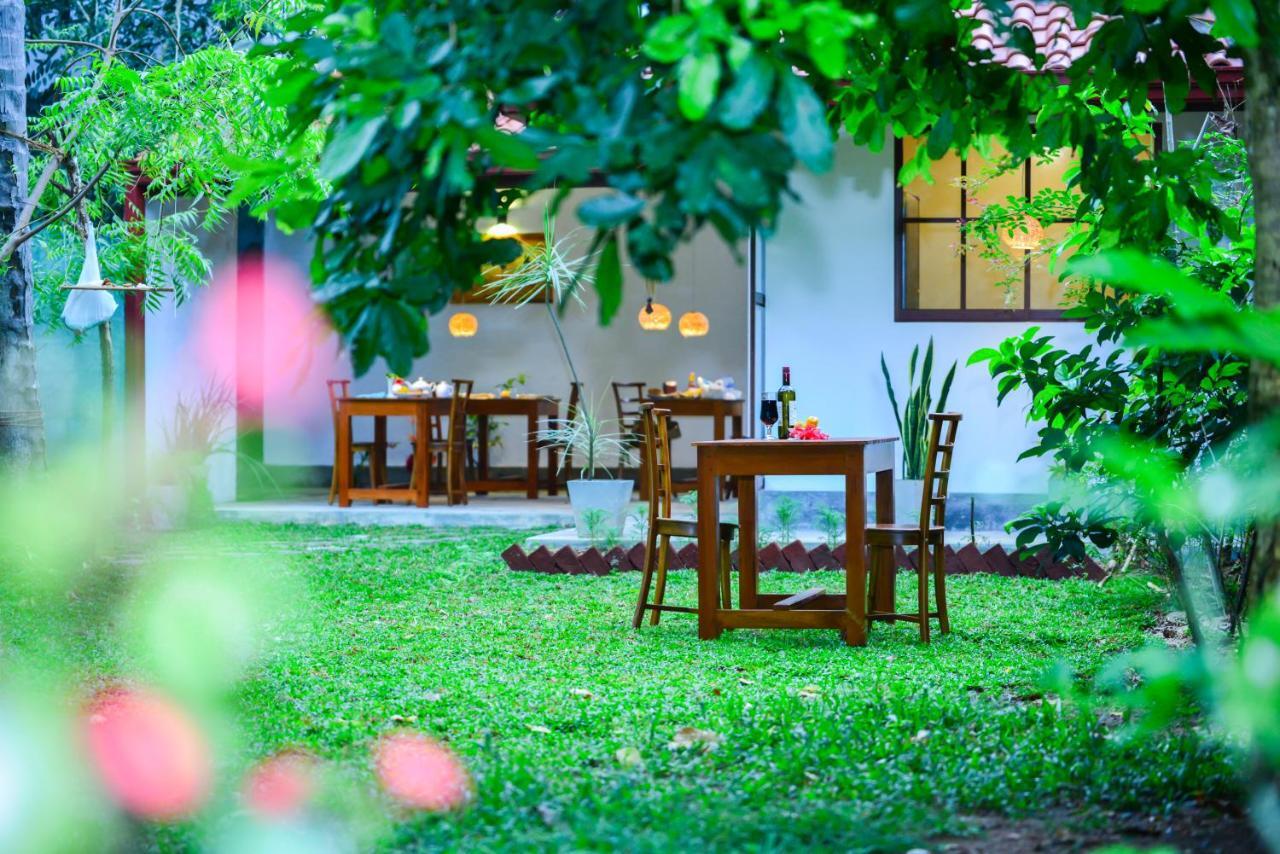 Onera Villa Хикадува Екстериор снимка